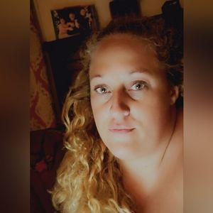 Meet your Posher, Tonya